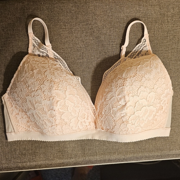 Adore Me Lace Bra - Picture 1 of 7
